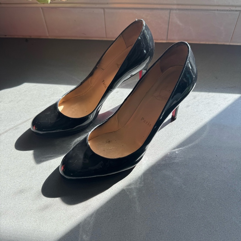 Authentic Christian Louboutin Black Patent Leather Women's Sexy Pumps